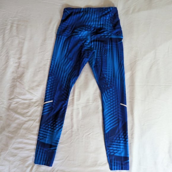 New NIKE Leggings - Size S - Picture 2 of 3